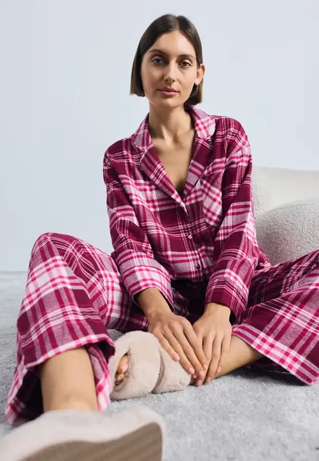 Najbolje 'ružne' božićne veste i pidžame u ponudi trgovina