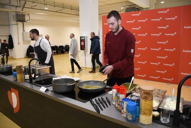 Koprivnica: Nakon otvorenja Podravkine tvornice tjestenine održan je i cooking show 