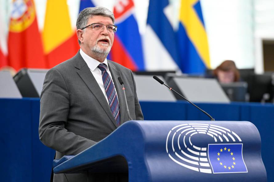 EP-168659M_Plenary_23_Balkans