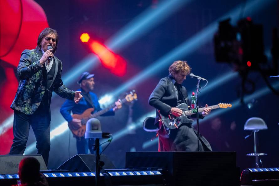 Zagreb: Grupa Bijelo dugme održala prvi koncert u Areni Zagreb