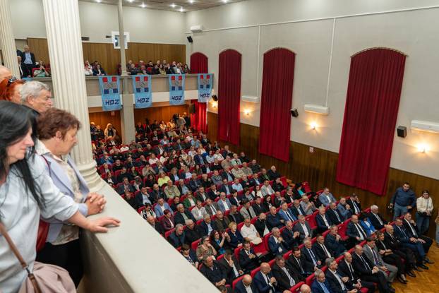 Gospić: Andrej Plenković na obilježavanju 36. obljetnice osnivanja HDZ-a u Ličko-senjskoj županiji