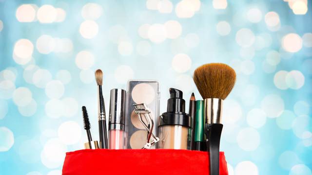 Organizirajte svoj make-up uz ovih 6 savjeta: Jako su korisni!