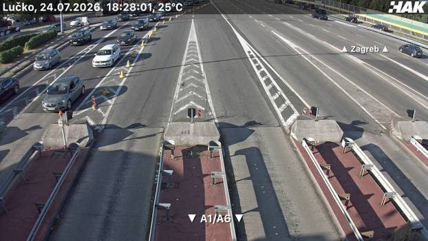 FOTO Kolone na  cesti. Zbog nesreće se vozi jednom trakom