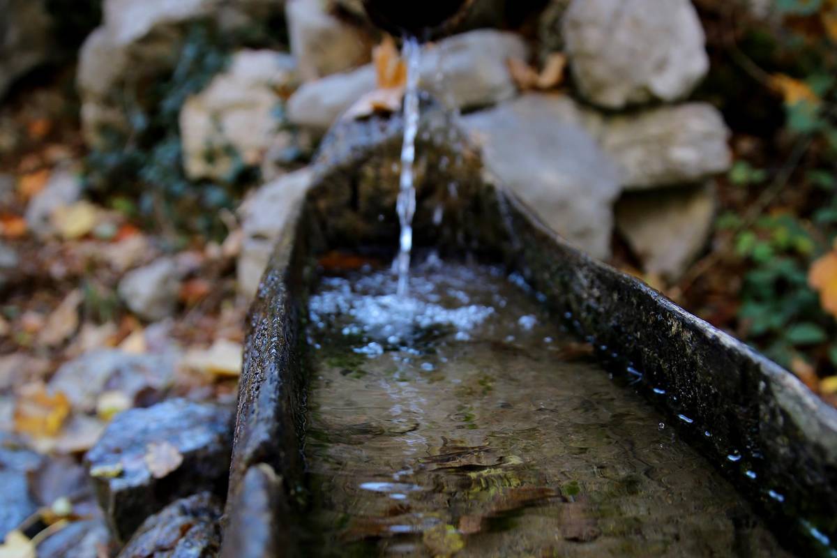 Zbog oborina zamućena voda u Vrgorcu: Potrebno ju prokuhati