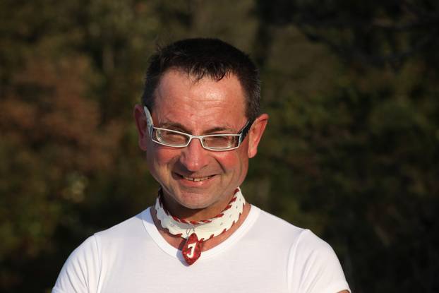 Zadar: Zadarski modni mačak snimio spot na osamljenoj plaži