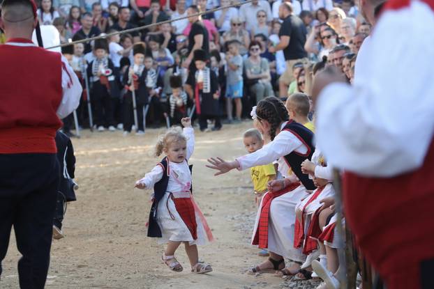Brnaze: 70. Vučkovića dječja alka