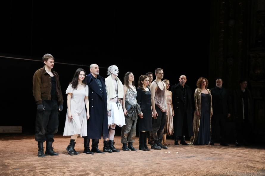 Nova predstava 'Trilogija o Agamemnonu 2.0' dobila ovacije mnogobrojne publike