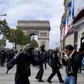Veliki neredi u Parizu: Policija je uhitila 150 prosvjednika