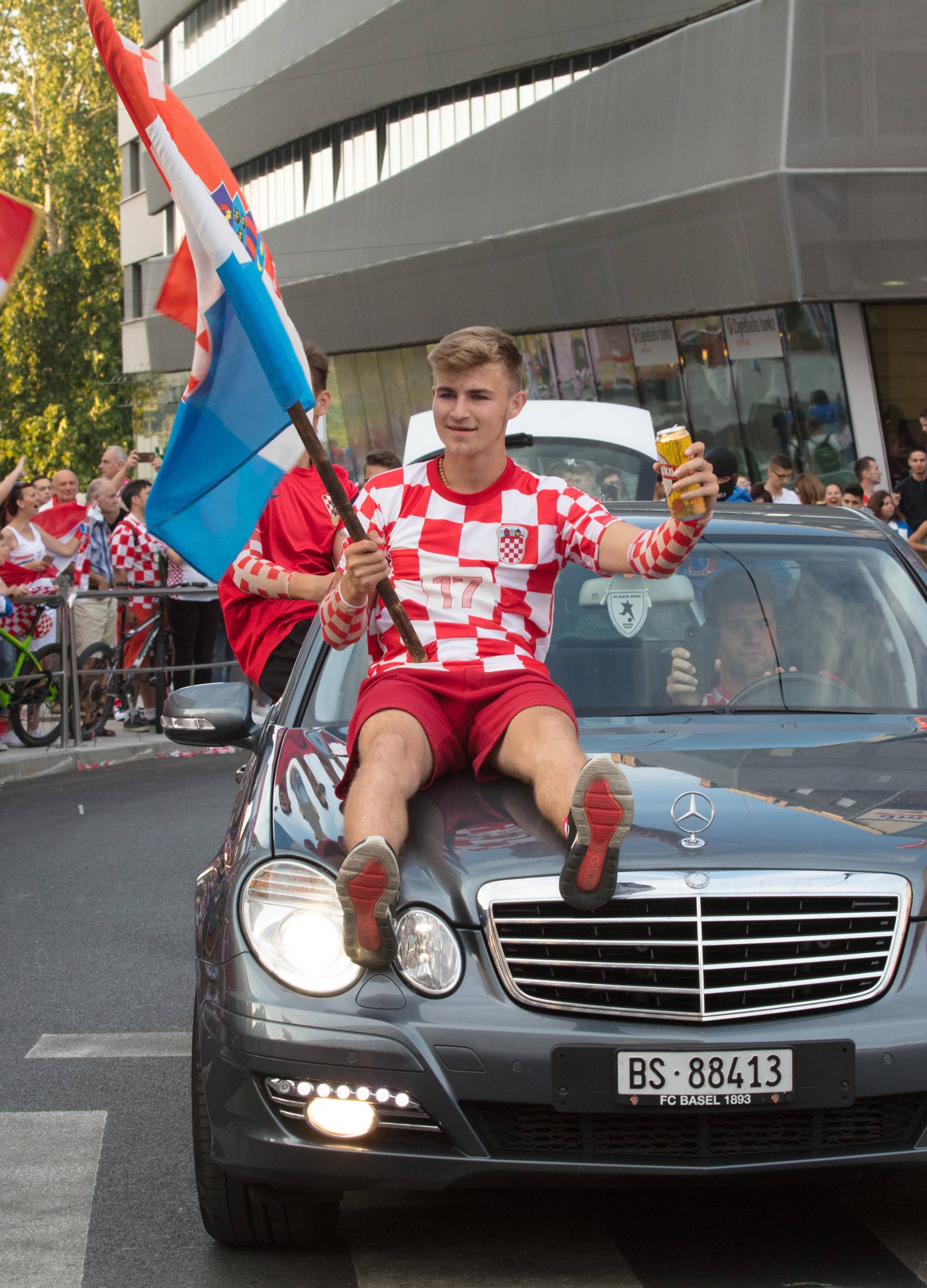 Ponos i suze diljem Hrvatske: 'Ma vi ste za nas ipak prvaci!'