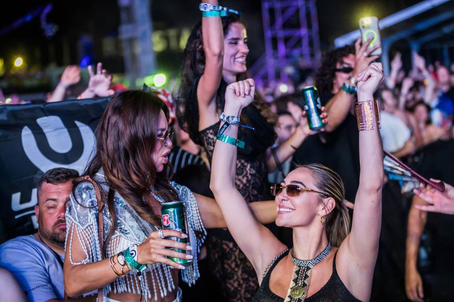 Split - DJ-a Alesso