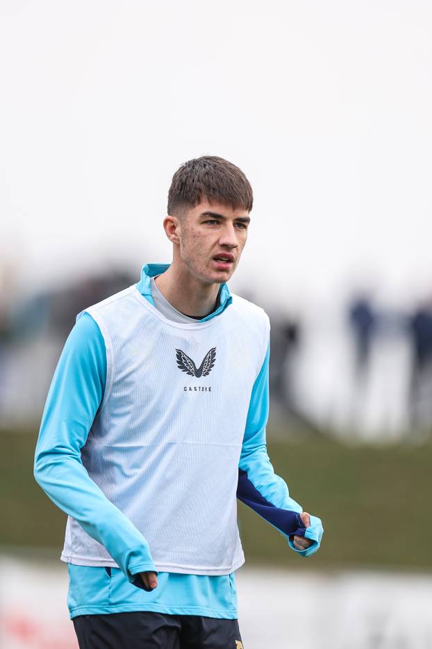 Bjelovar i Dinamo sastali se u osmini finala Hrvatskog nogometnog kupa, zagrijavanje