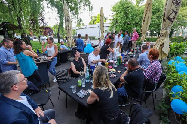 Zagreb: Doček izbornih rezultata u izbornom stožeru Marije Selak Raspudić