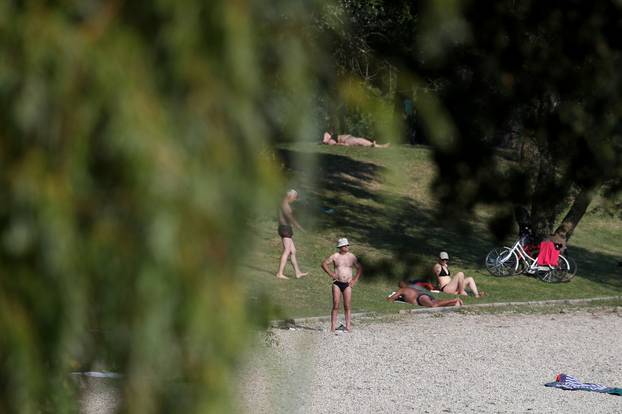Spas od vrućina na zagrebačkom jezeru Jarun