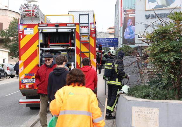 Šibenik: U robnoj ku?i City life u centru grada izbio požar