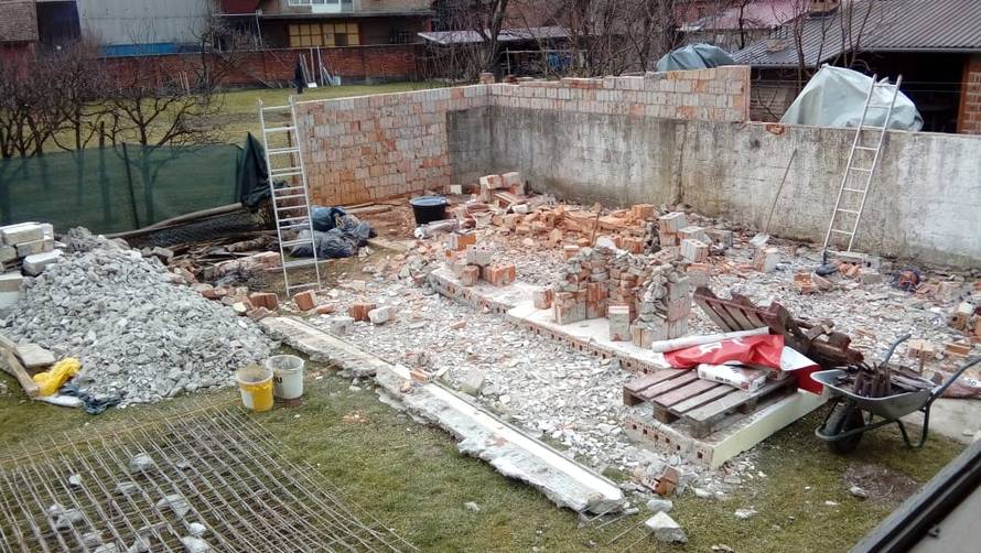 Ivana i Alen obnovili kuću staru 80 godina: Noću smo planirali, a po danu gradili - i to sve sami