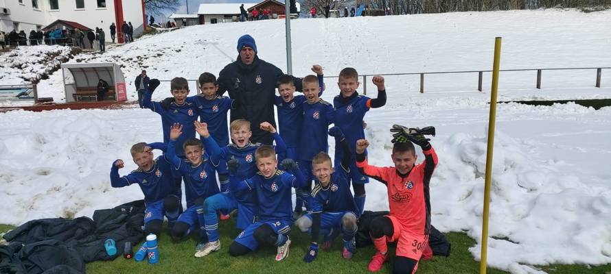 Klinci Dinama pomeli Europu: Osvojili turnir pored  Juventusa, Bayerna, Benfice, Porta i drugih