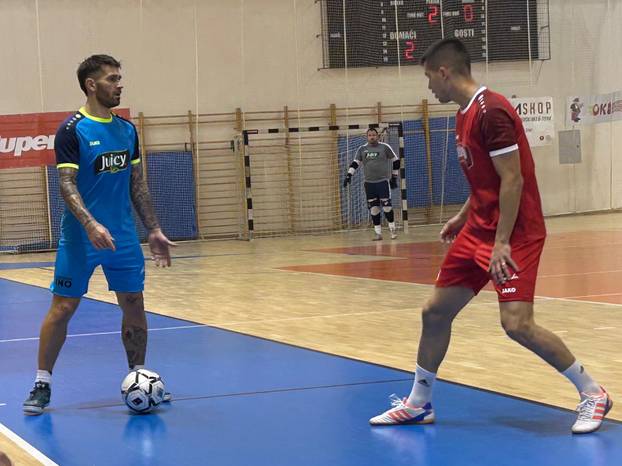 FOTO Livaja, Bradarić, Strinić i društvo oduševili umijećem u malom nogometu. Pogledajte