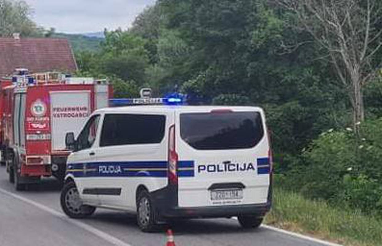 Strašan sudar blizu Požege: Poginuo je vozač kamiona
