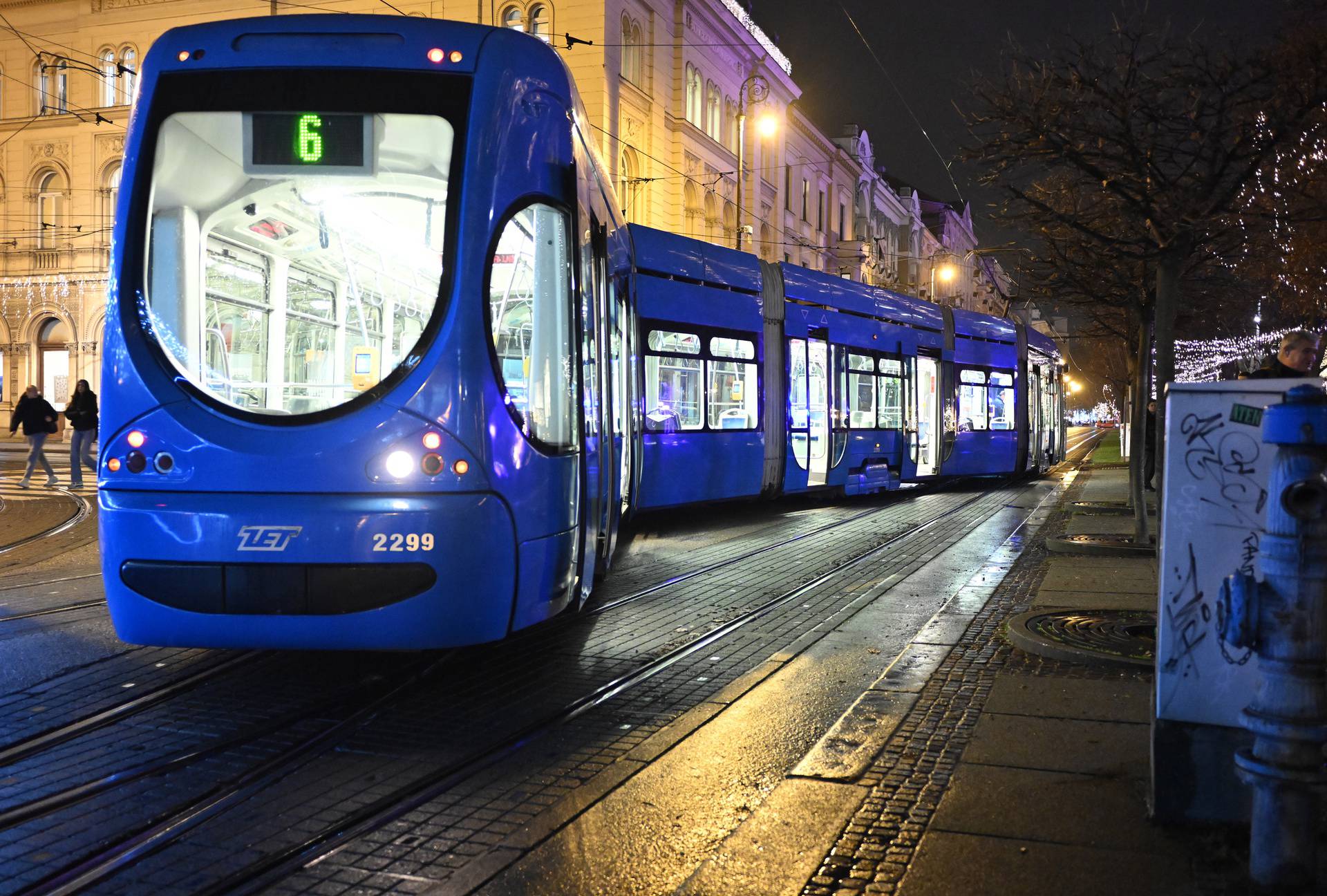 Zagreb: Zet-ova "šestica" iskočila iz tračnica kod Trga kralja Tomislava