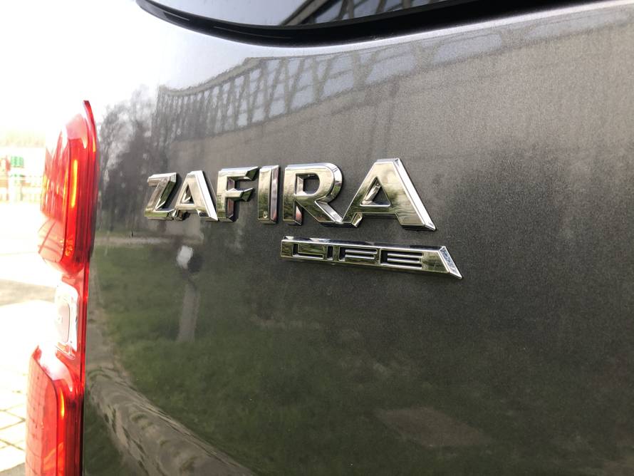 Testirali smo Zafiru koja je sada kombi, ali bolja  nego ikad