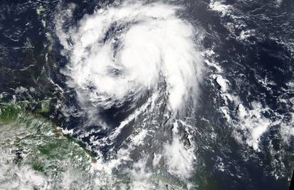Karipsko područje opet na udaru, stiže uragan Marija