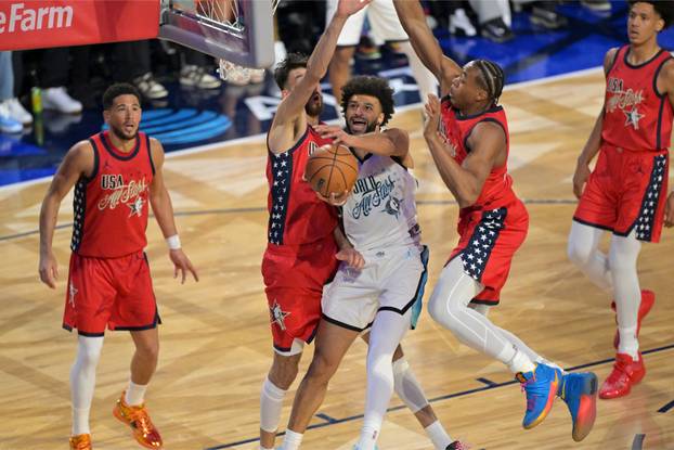 FOTO Poznati na NBA all staru: Kraljevski par privukao poglede