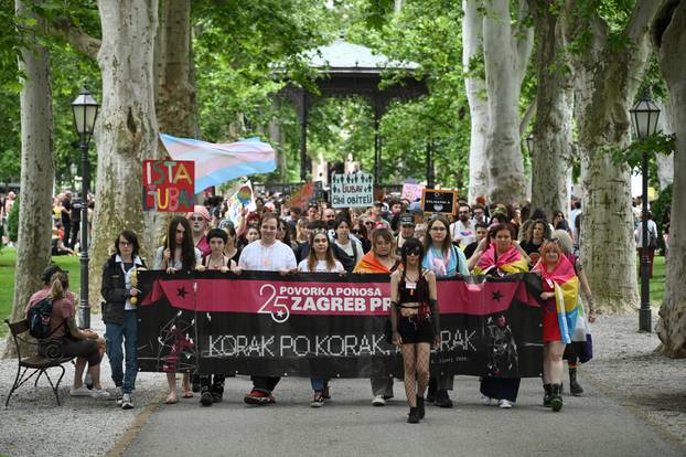 Zagreb: 25. Povorka ponosa LGBTIQ zajednice "Korak po korak, iskorak!"