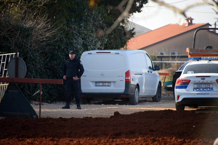 Filipini: U obiteljskoj kuci prona?ena tri beživotna tijela