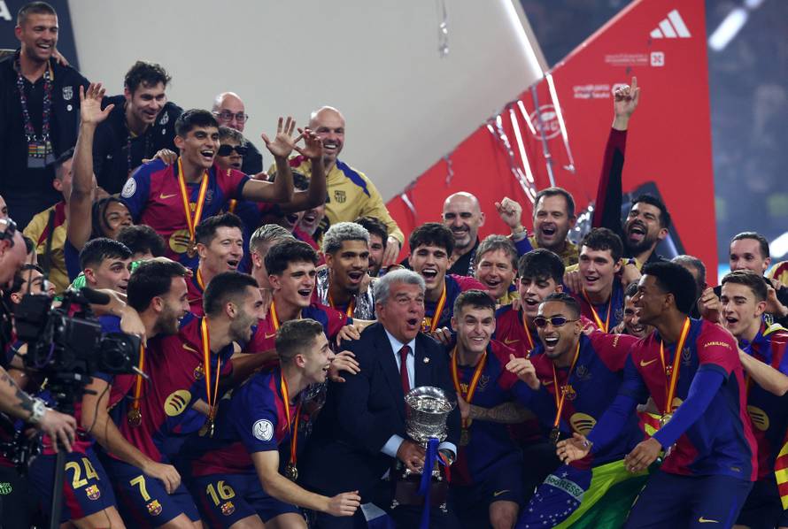 Spanish Super Cup - Final - FC Barcelona v Real Madrid