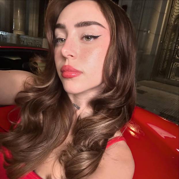 FOTO Argentinska pjevačica je ostavila Yamala zbog realovca?!