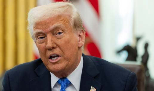 Svjetske burze su oštro pale, Trump najavio carine na aute