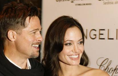 Jolie i Pitt rade predbračni ugovor od milijardu kuna?