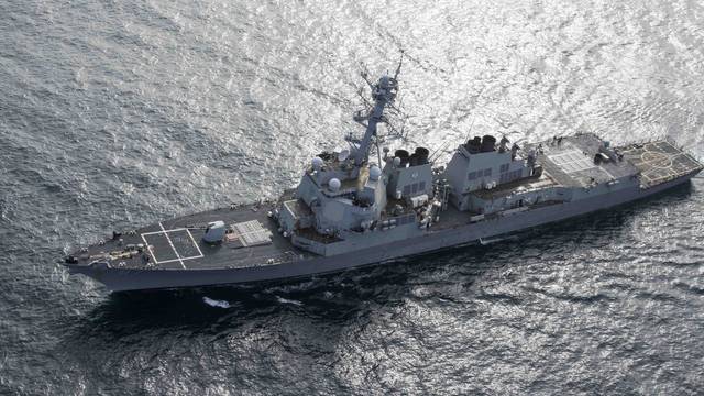 Missiles fired from Yemen toward US warship