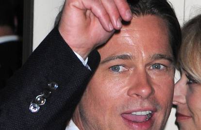 Brad Pitt se s bradom 'furao' na klošara, sad je opet mladić