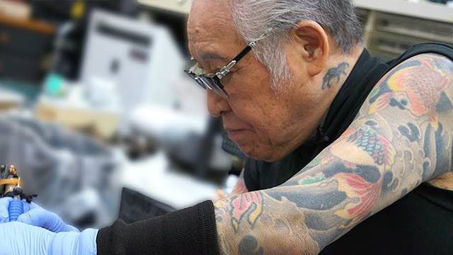 Japanski majstor tetovaže ima 73 godine i još uvijek tetovira