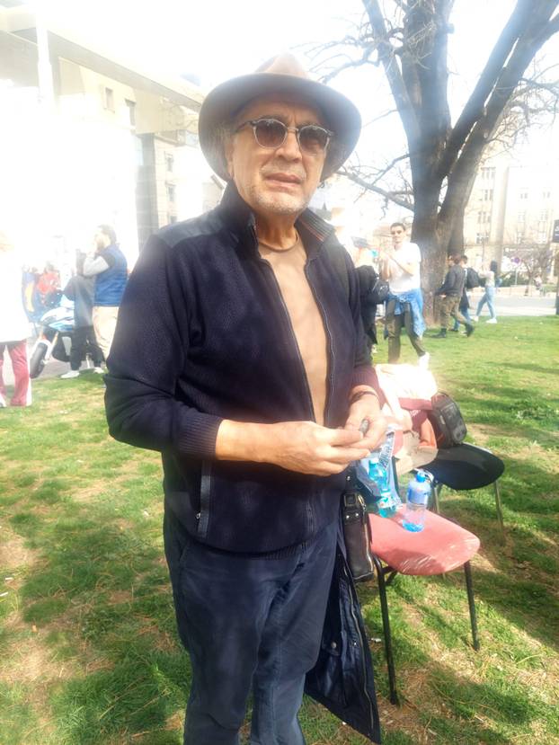 200 slika s masovnog prosvjeda