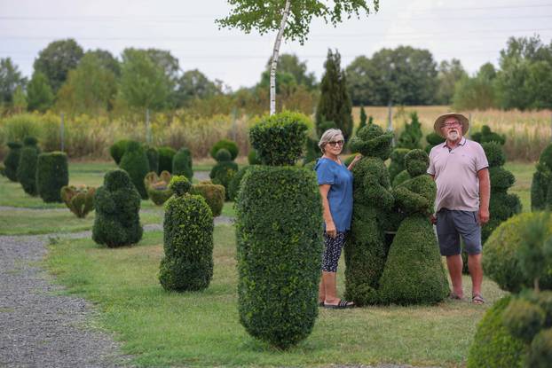 Bajkoviti vrt u srcu Međimurja: Prvi i jedini Topiary park u Hrvatskoj krije se u Sračincu