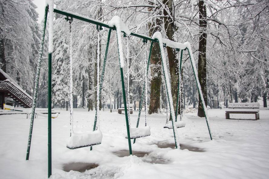 Snijeg prekrio Sljeme i Platak, Rijeka rekorder po količini kiše