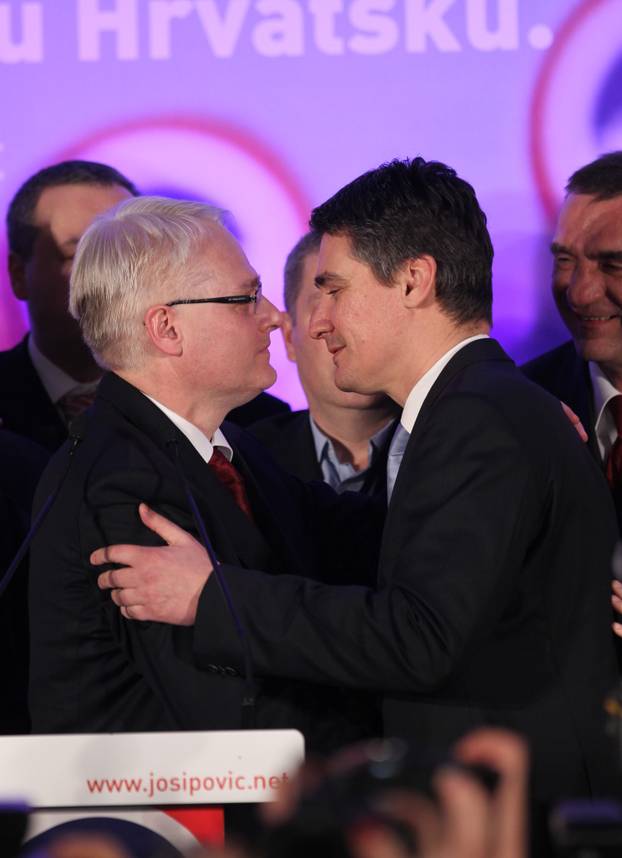 ARHIVA - 2010. Zagreb: Drugi krug predsjedni?kih izbora u kojem je Ivo Josipovi? pobijedio Milana Bandi?a