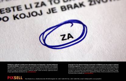 Obrađena sva biračka mjesta: 'Za' zaokružilo 946.433 Hrvata 