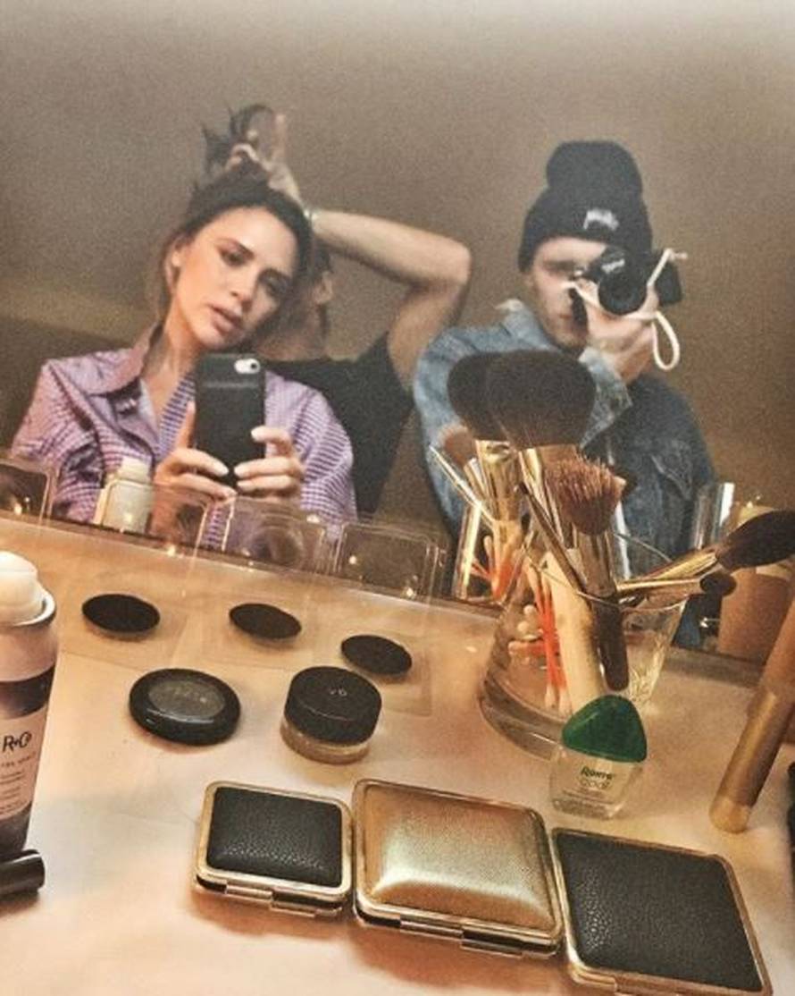 Victoria Beckham je uznemirila fanove: Što joj je sa stopalima?