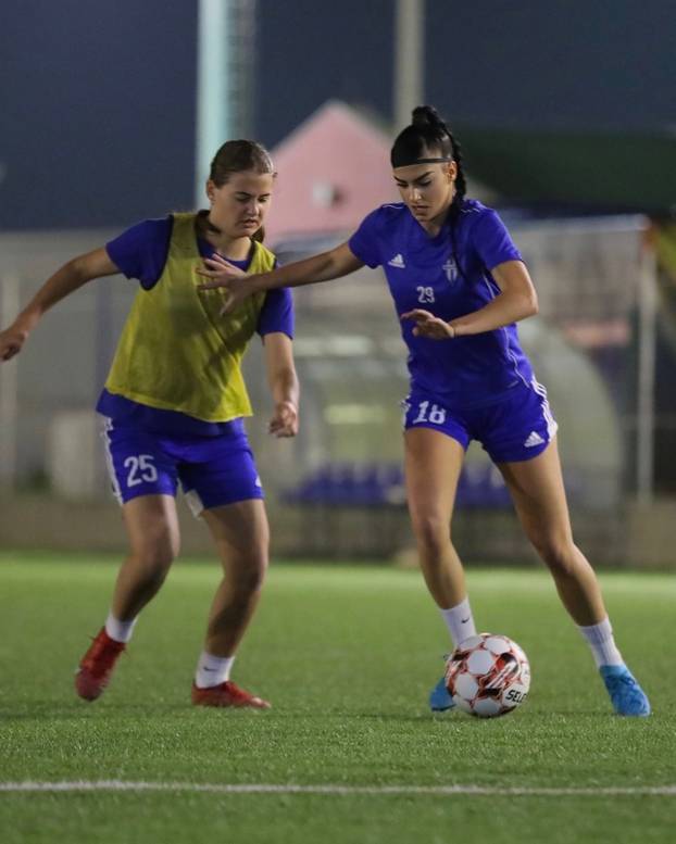 FOTO Ništa od duela najljepših nogometašica regije. Marković i Caković nisu dobile pozive...