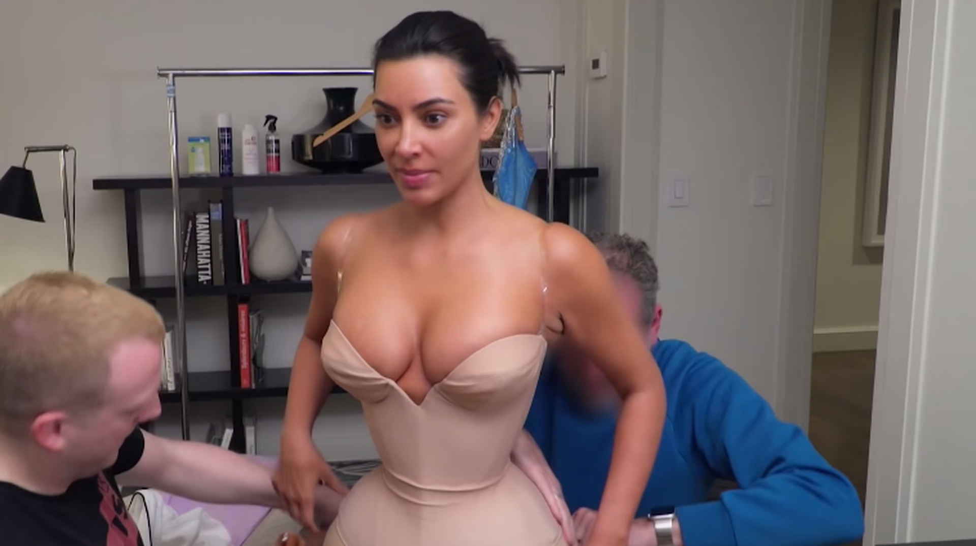 Скрытые детали жизни селебрити Kardashian открываются взору