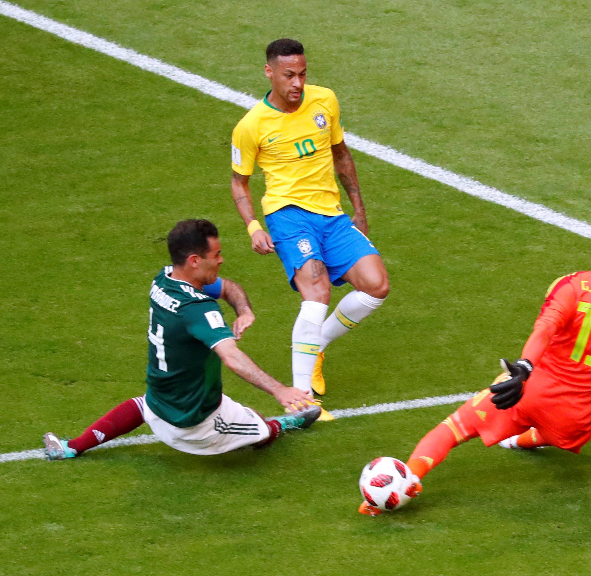World Cup - Round of 16 - Brazil vs Mexico