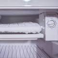 Isprobajte ovaj jednostavan trik kako se riješiti leda iz hladnjaka