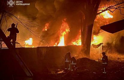 Rusi zasuli Ukrajinu dronovima. Gore Mikolajiv i Krivij Rih!