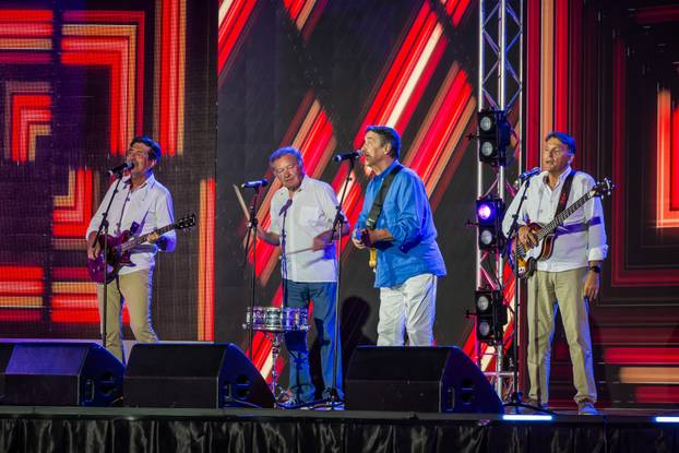 Split: Finalna večer Splitskog Festivala na Prokurativama