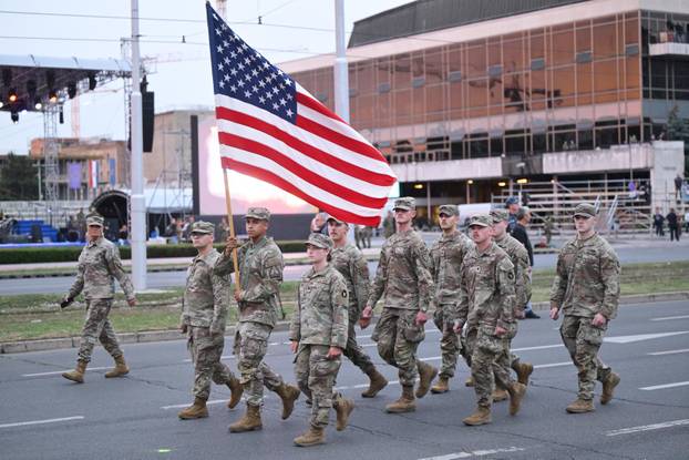 Zagreb: Generalna proba svečanog vojnog mimohoda