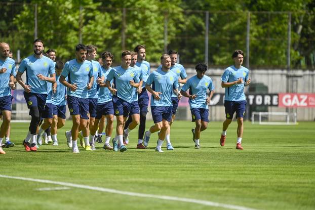 Zagreb: Media day i trening Dinama s novim trenerom 