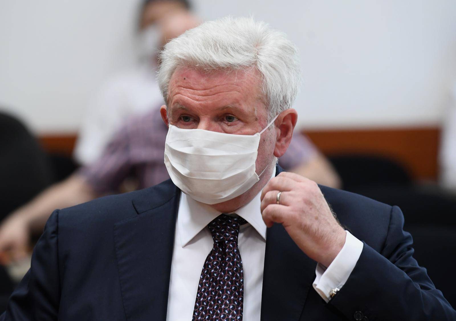 Zagreb: Ivica Todorić i drugi optuženi na suđenju uz obavezne zaštitne maske preko lica